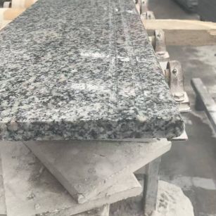 随州芝麻白楼梯踏步 芙蓉白