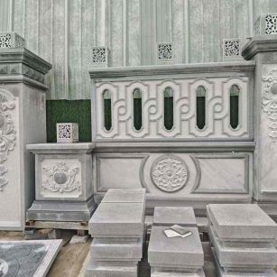 随州芝麻灰异形别墅门头